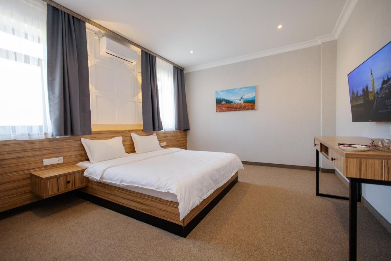 281 Hotel Bişkek Dış mekan fotoğraf