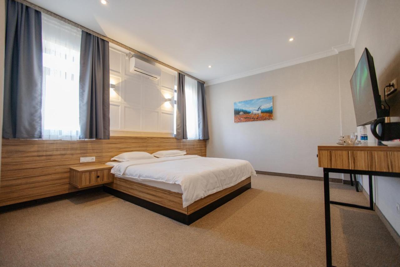 281 Hotel Bişkek Dış mekan fotoğraf
